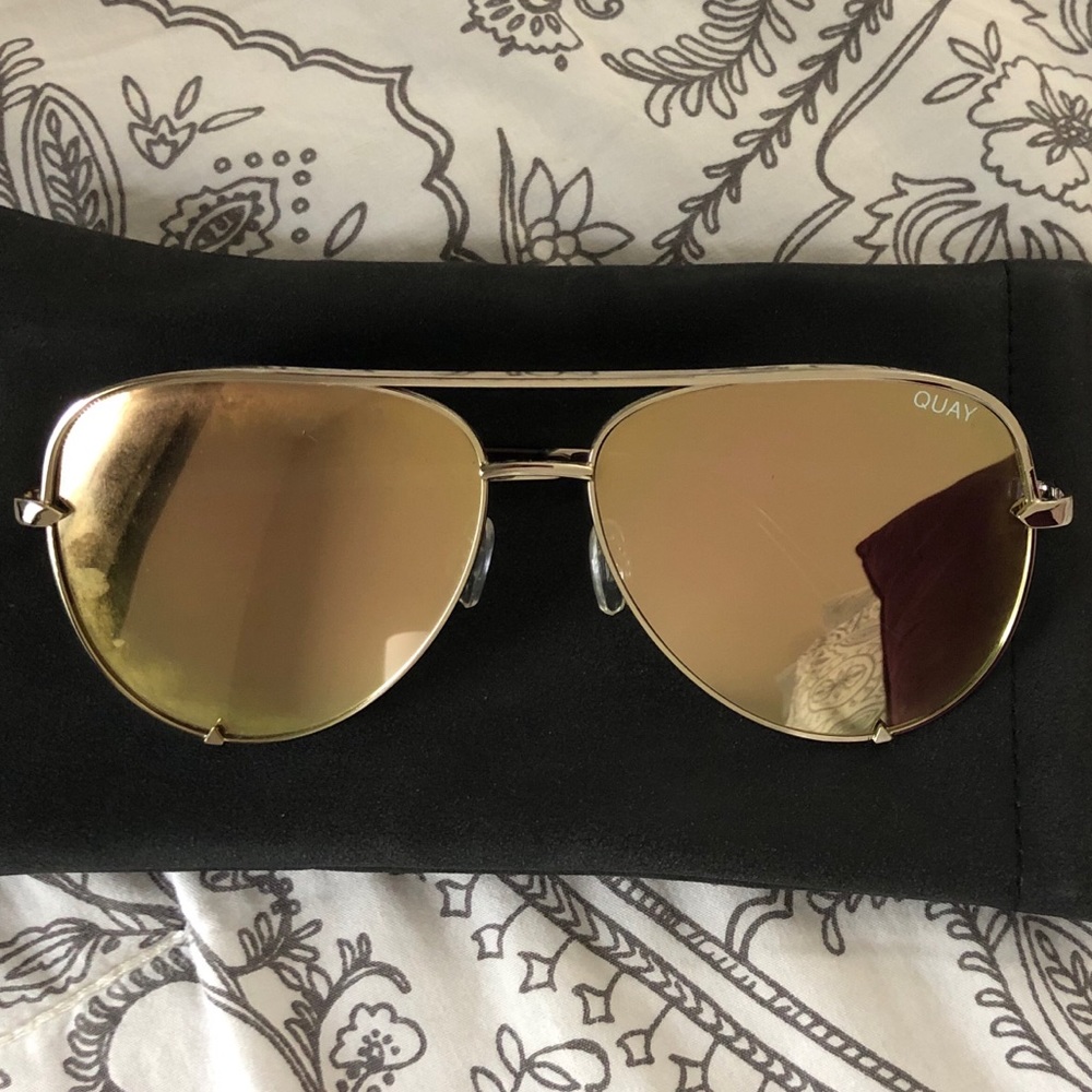 Quay High Key Sunglasses - Picture 2 of 3